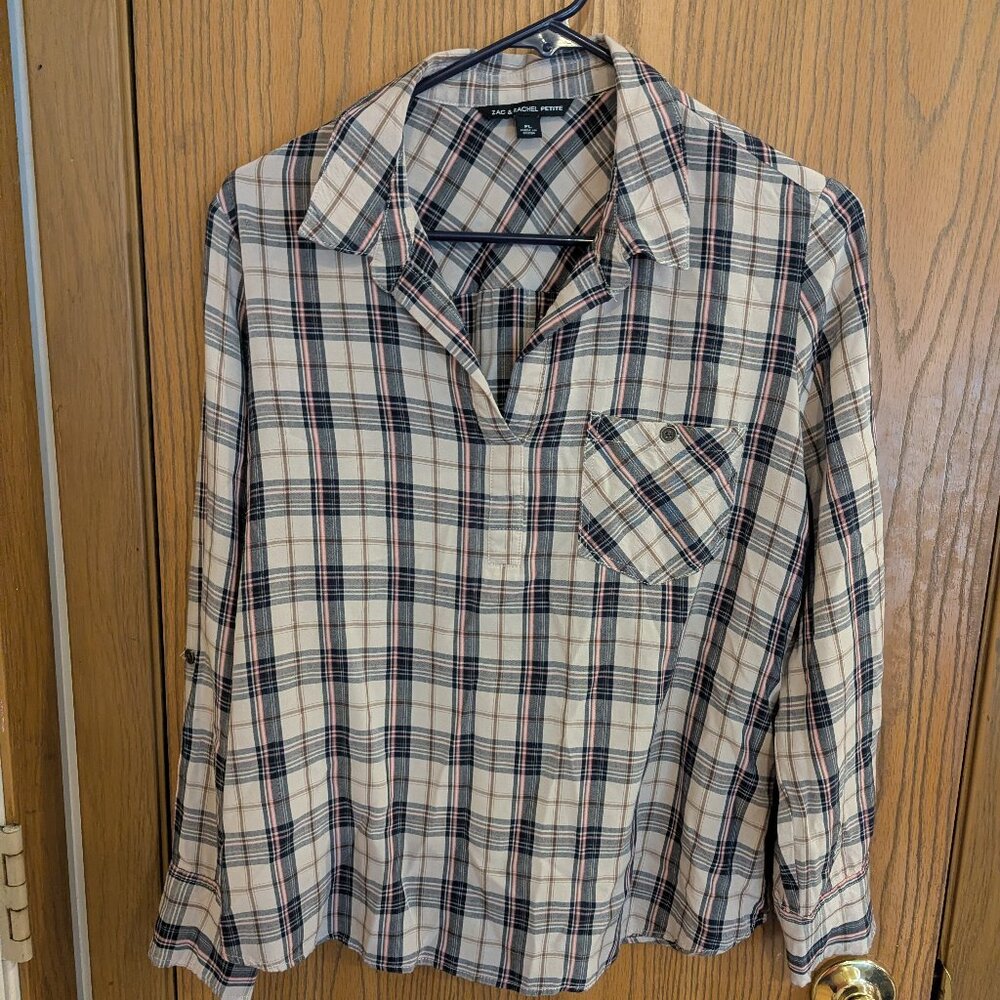 Zac & Rachel Blouse Plaid Decorative Buttons Down the Back So Soft‎ Airy -PL